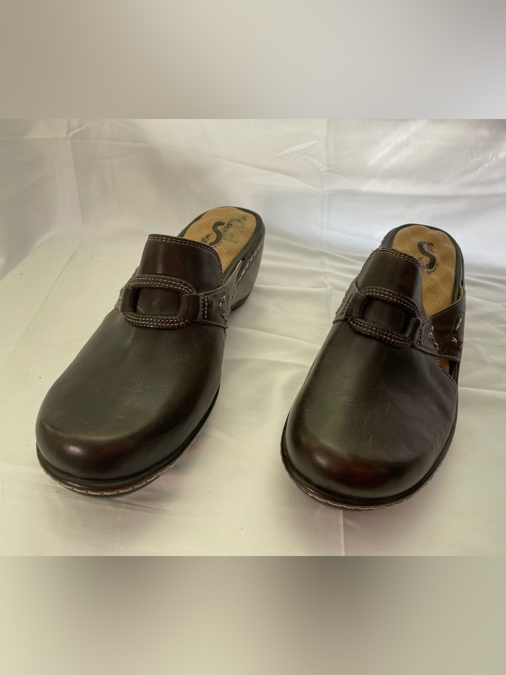 Comfort Slip-On Clogs- Softwalk